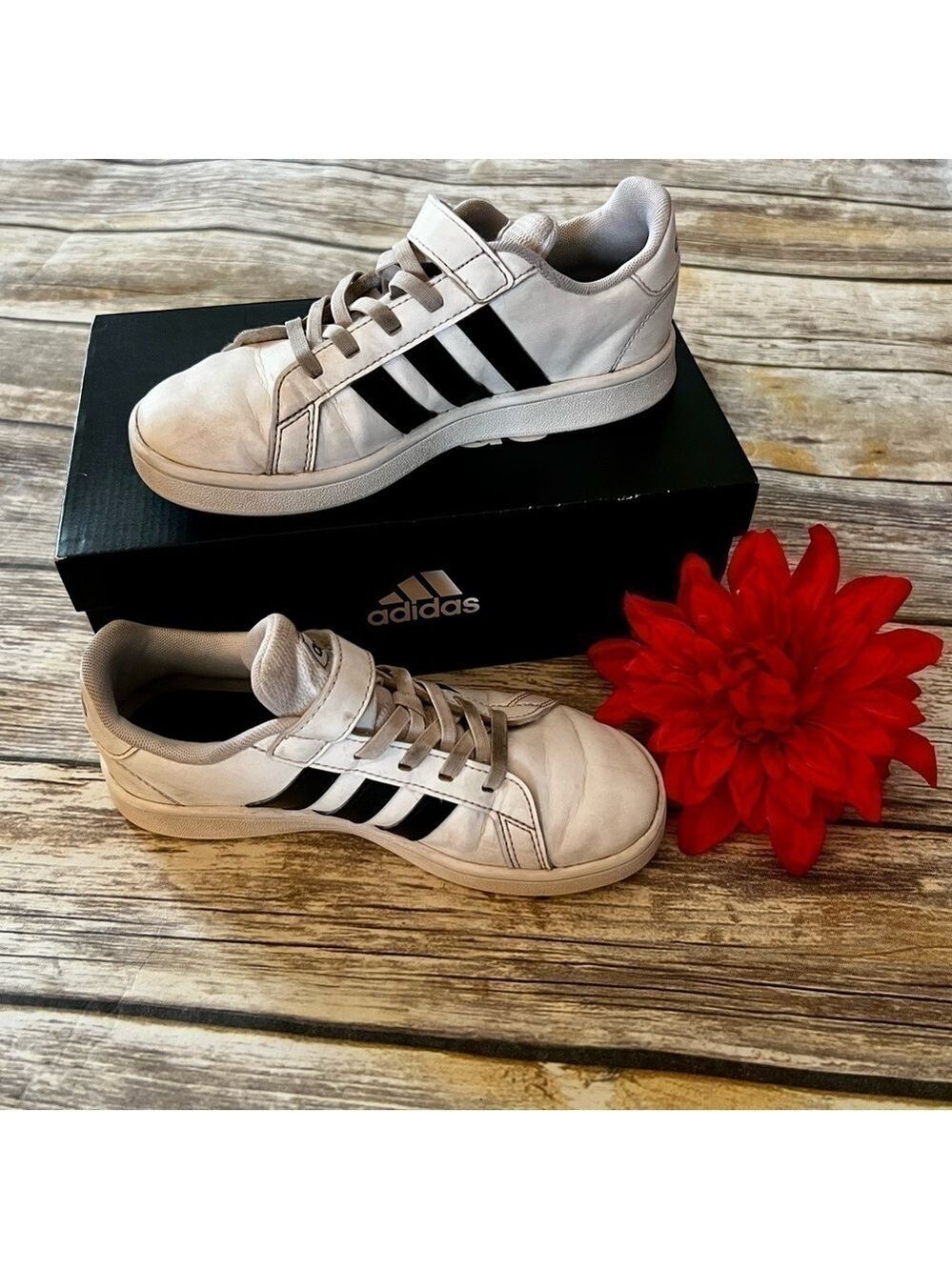 ⭐️GRAND COURT ADIDAS